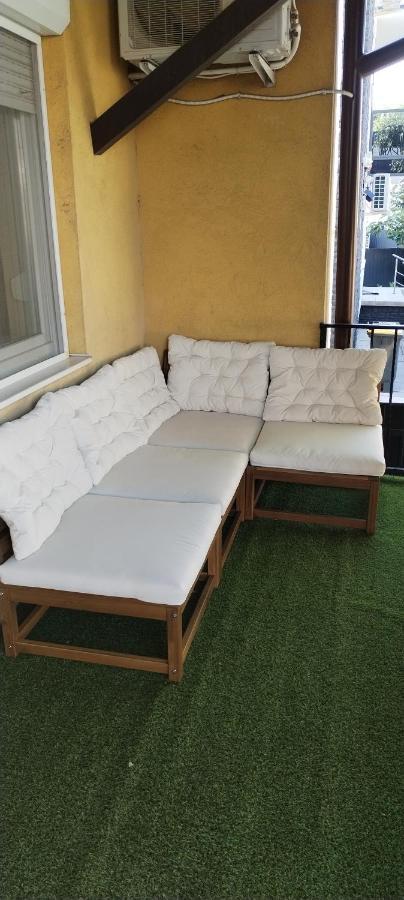 Levendula Apartmanhaz Hajdúszoboszló Buitenkant foto